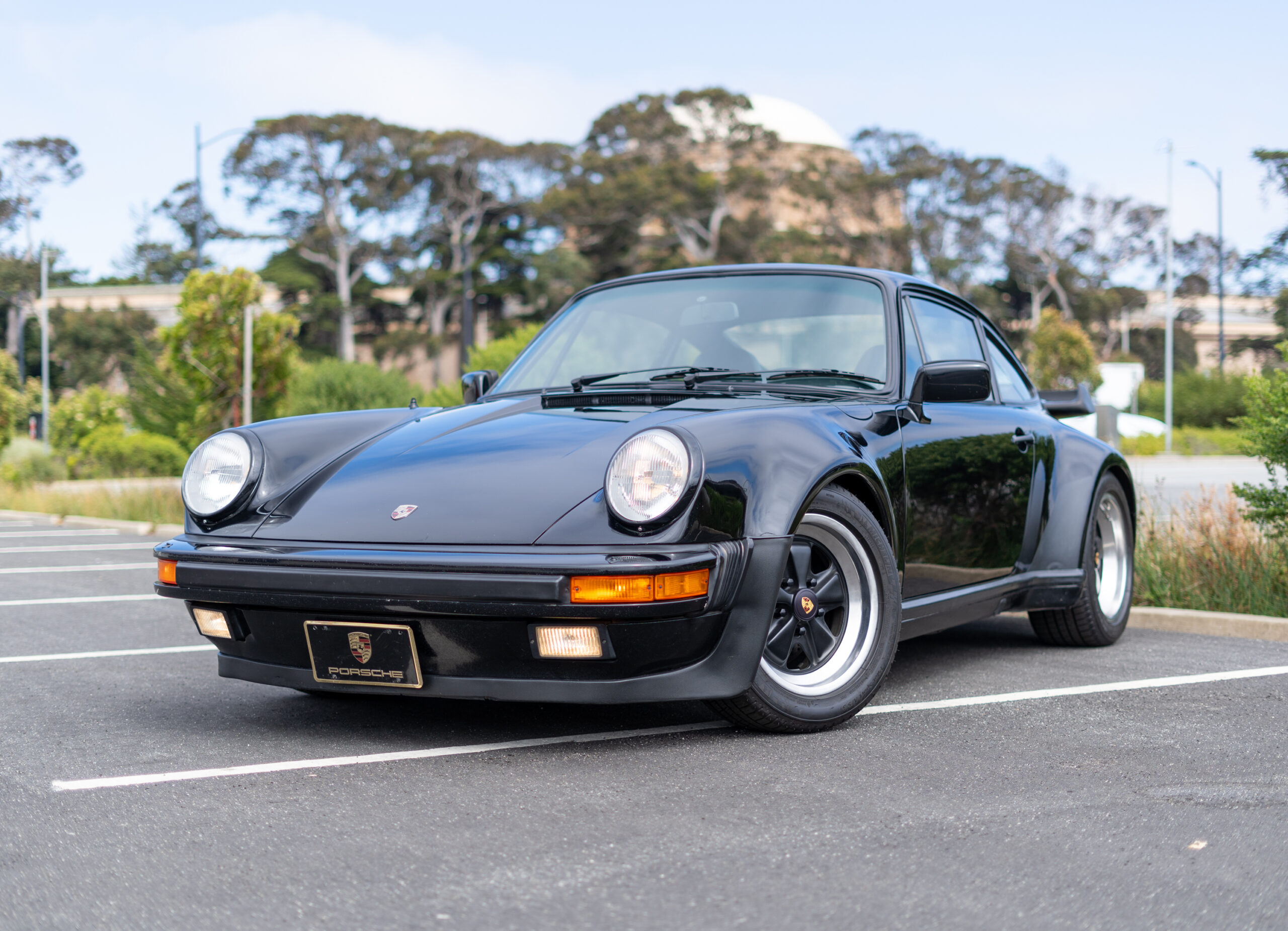 1984 Porsche 911 Carrera Coupe M491